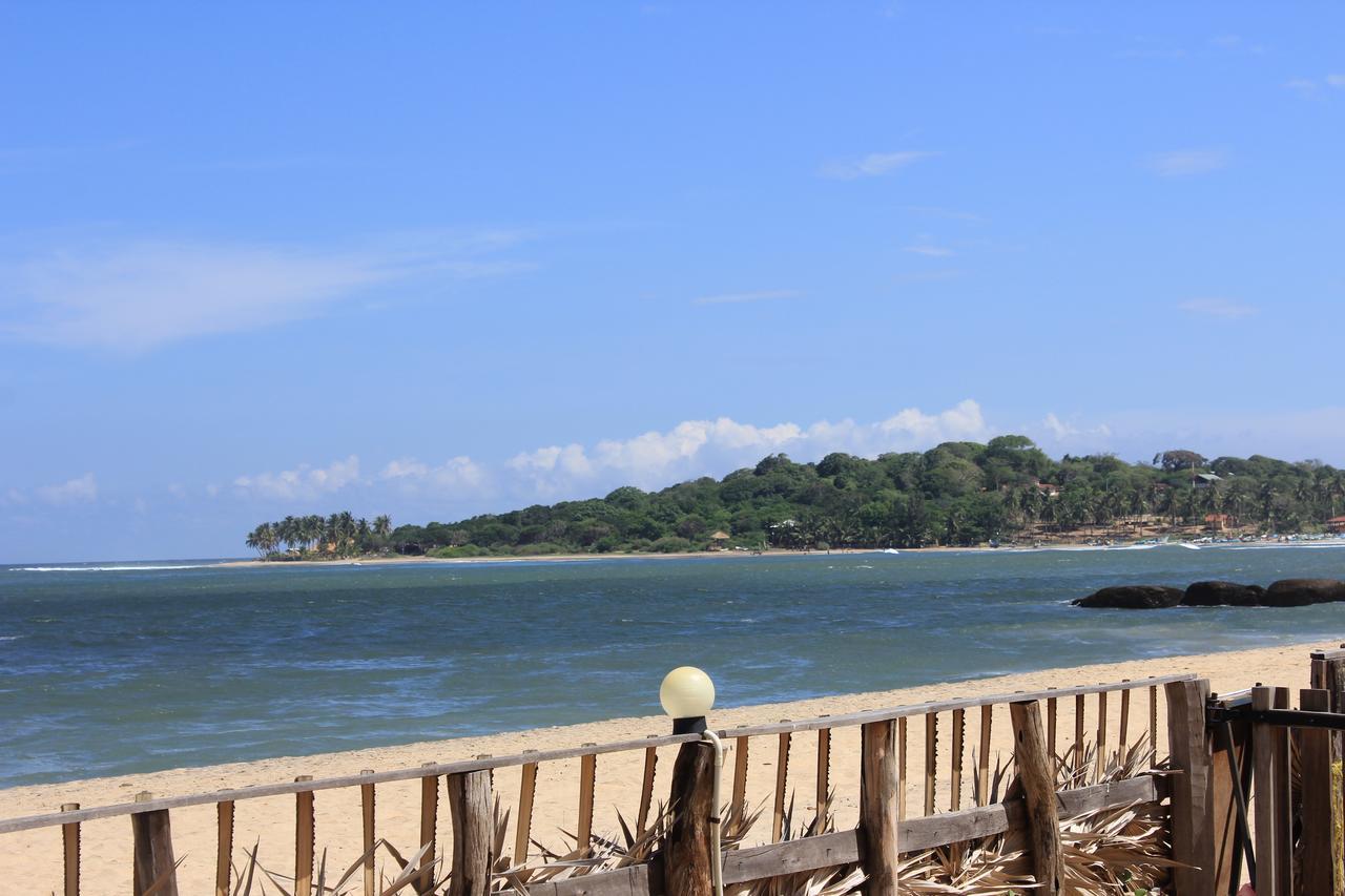 Sandy Beach Hotel Arugam Bay Exterior photo