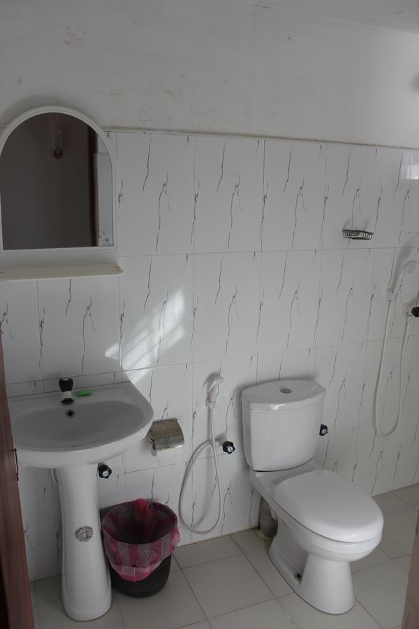 Sandy Beach Hotel Arugam Bay Room photo